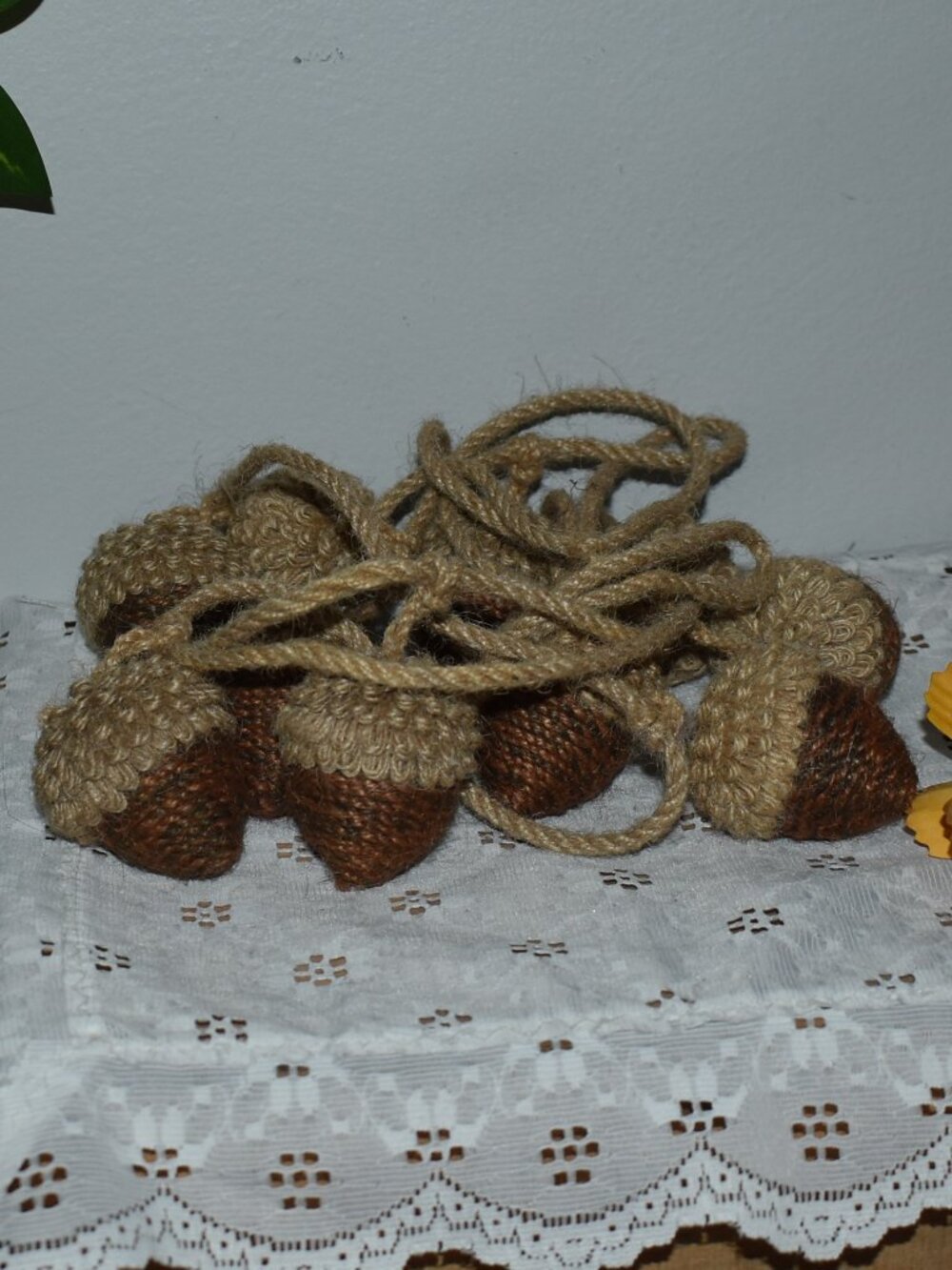 Rustic Country Cottage Farmhouse Jute Rope Acorn Hanging Garland Fall Decor